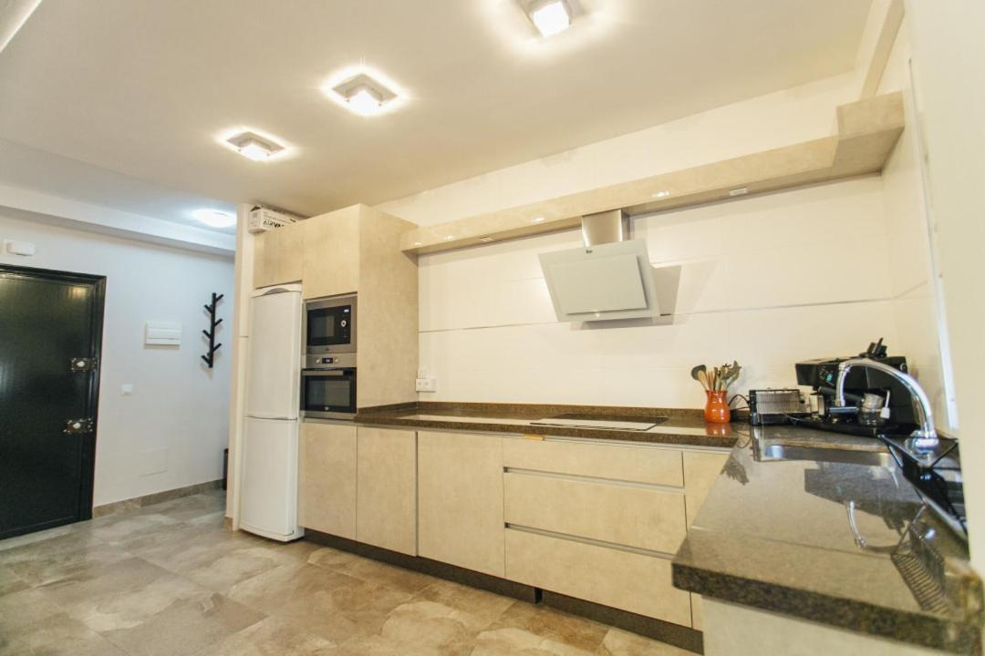Wide And Diaphanous- 3Bd 2Bth- Alcazar Seville Exterior photo